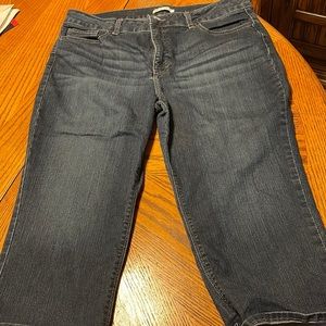 Riders plus size 18. Long capris.